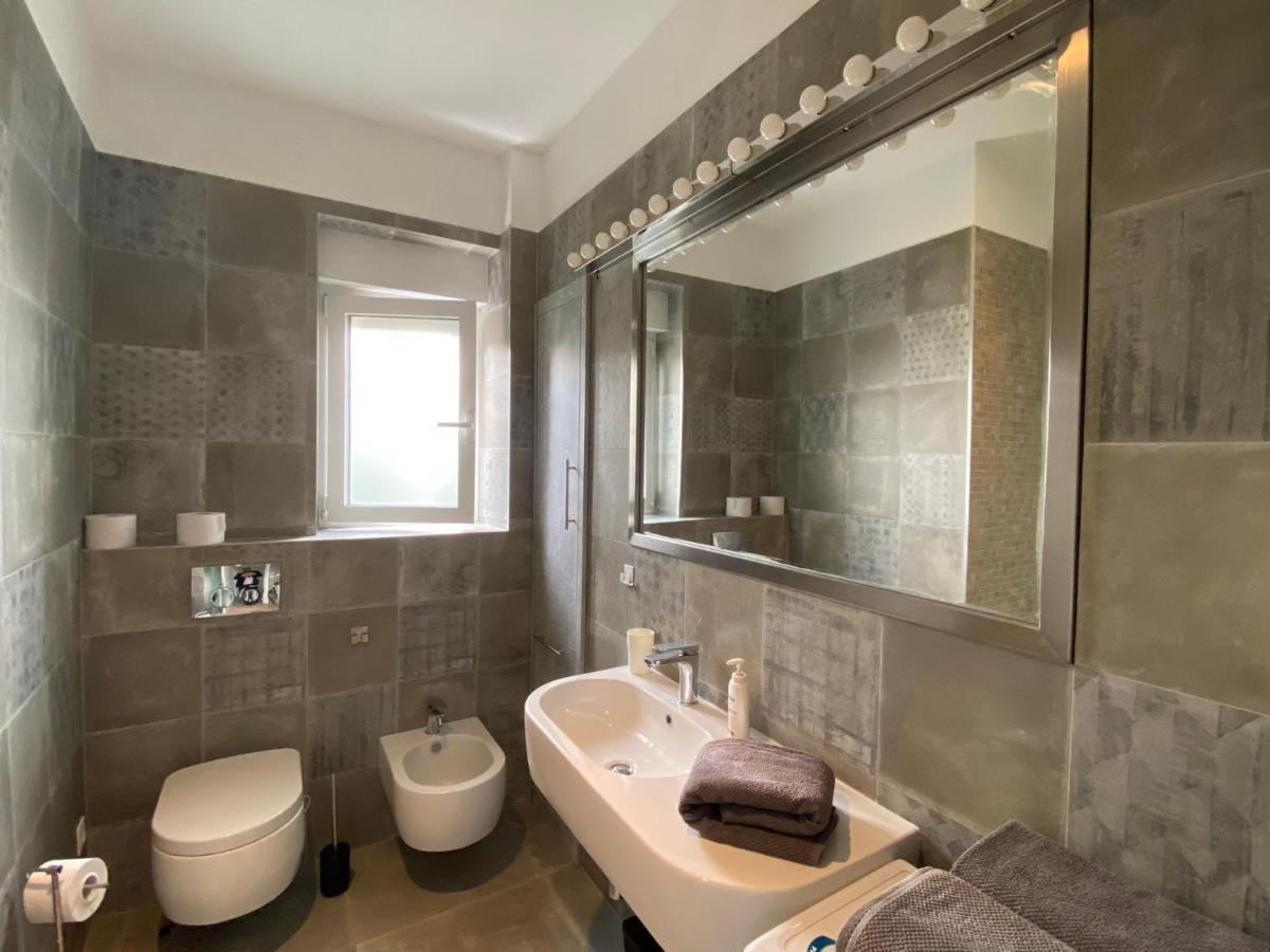 Linden Trsat With Balcony Apartment Rijeka Ngoại thất bức ảnh